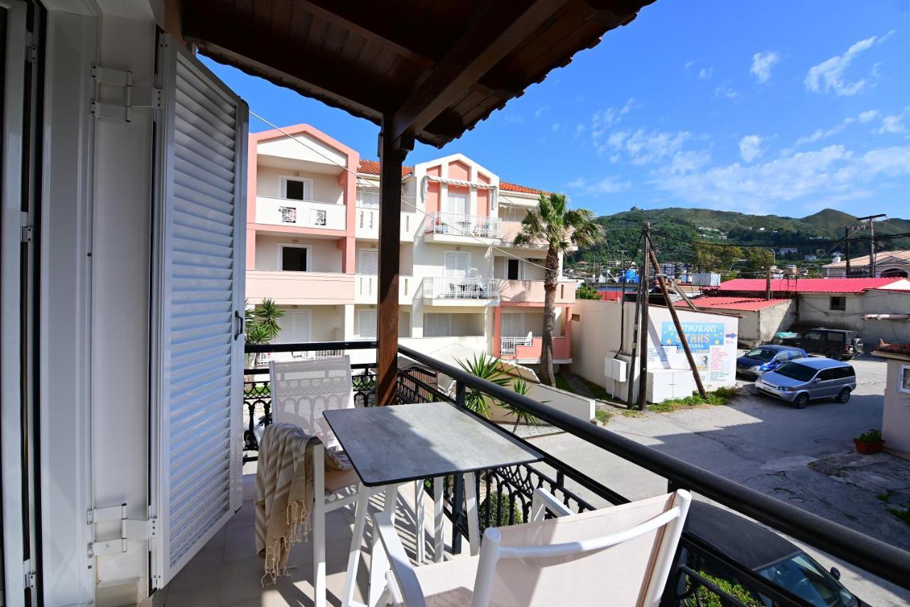 Nadia'S Studios & Apartments In Argasi, Sea-View Luaran gambar
