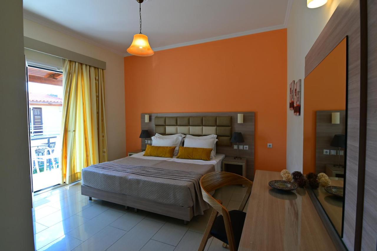 Nadia'S Studios & Apartments In Argasi, Sea-View Luaran gambar
