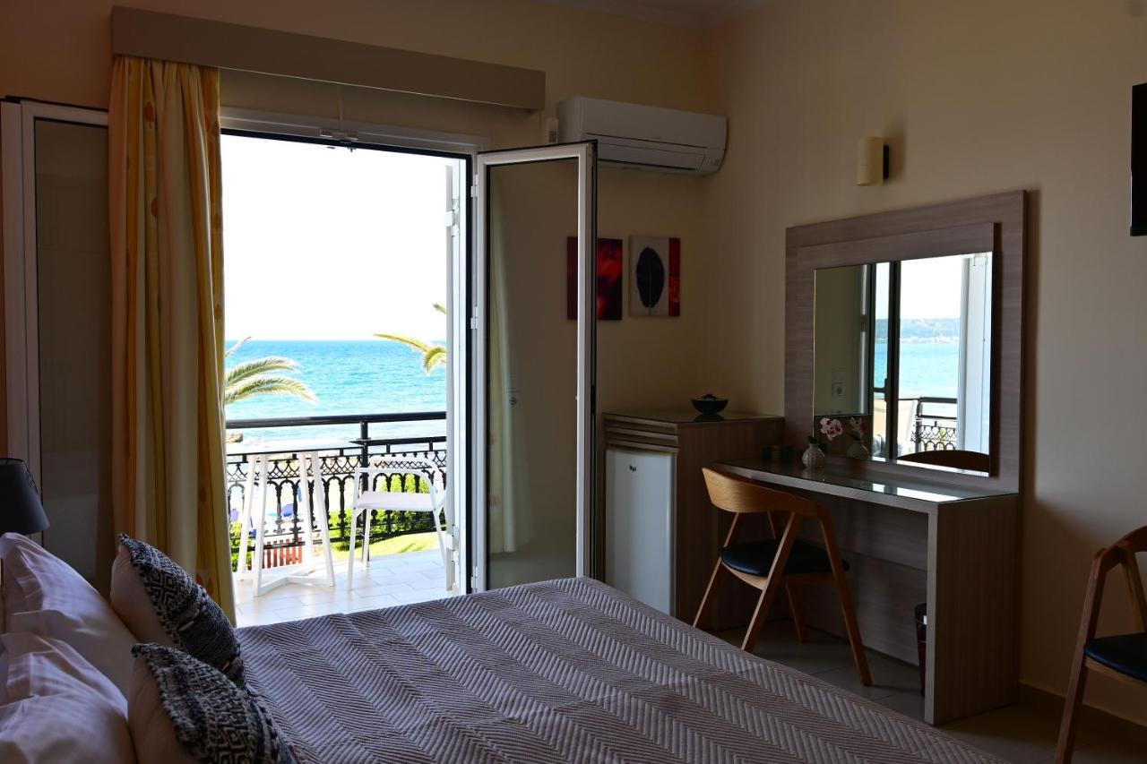 Nadia'S Studios & Apartments In Argasi, Sea-View Luaran gambar