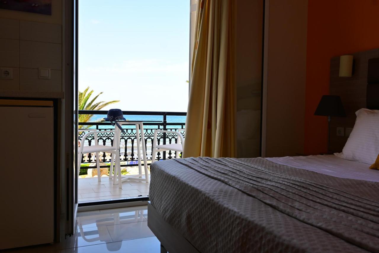 Nadia'S Studios & Apartments In Argasi, Sea-View Luaran gambar