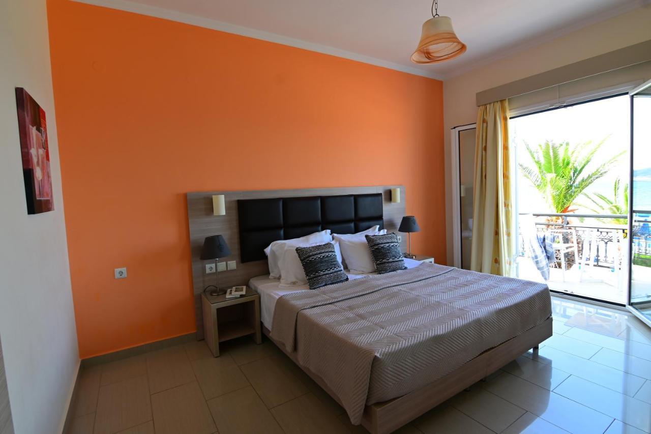 Nadia'S Studios & Apartments In Argasi, Sea-View Luaran gambar