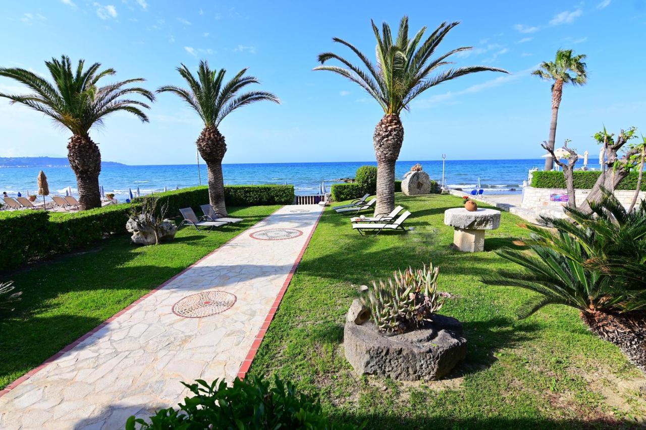 Nadia'S Studios & Apartments In Argasi, Sea-View Luaran gambar