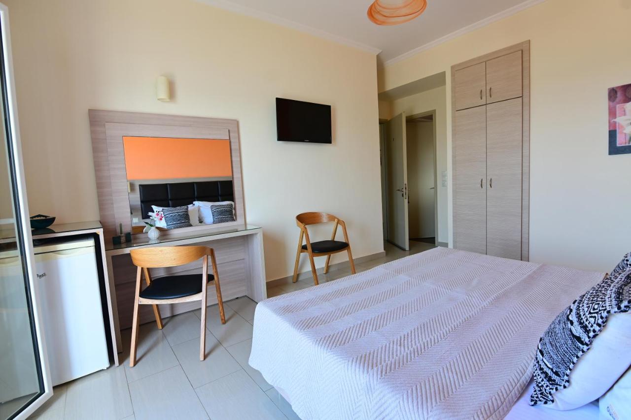 Nadia'S Studios & Apartments In Argasi, Sea-View Luaran gambar
