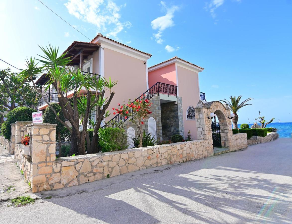 Nadia'S Studios & Apartments In Argasi, Sea-View Luaran gambar